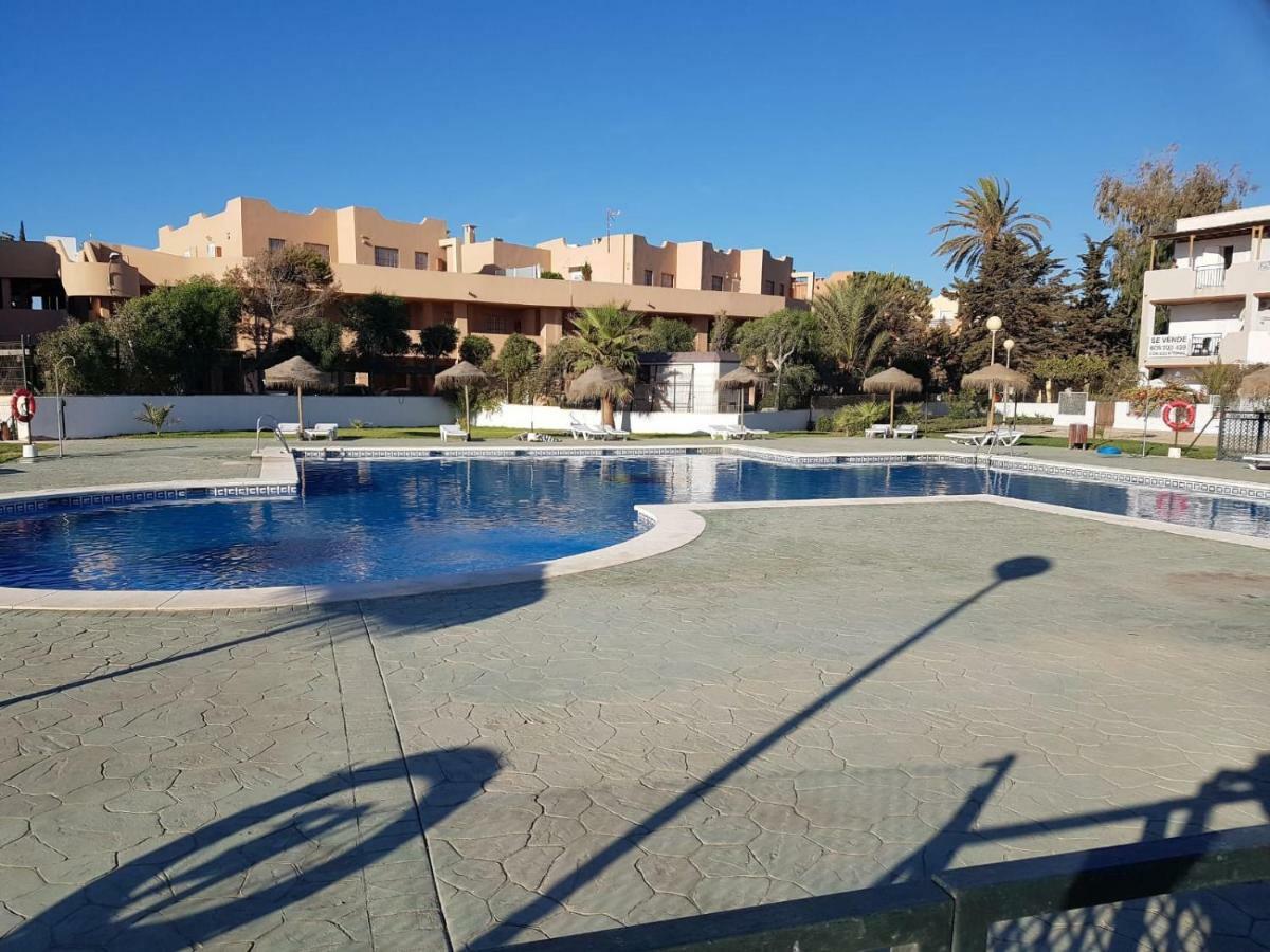Casa Baja Extraordinaria En Urbanizacion Naturista! Las Bombardas Exterior foto
