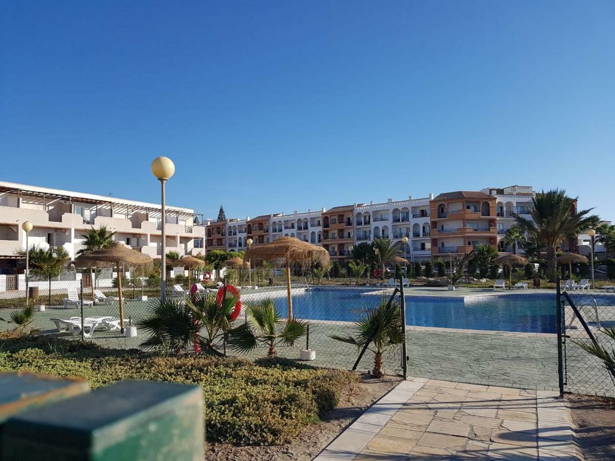 Casa Baja Extraordinaria En Urbanizacion Naturista! Las Bombardas Exterior foto